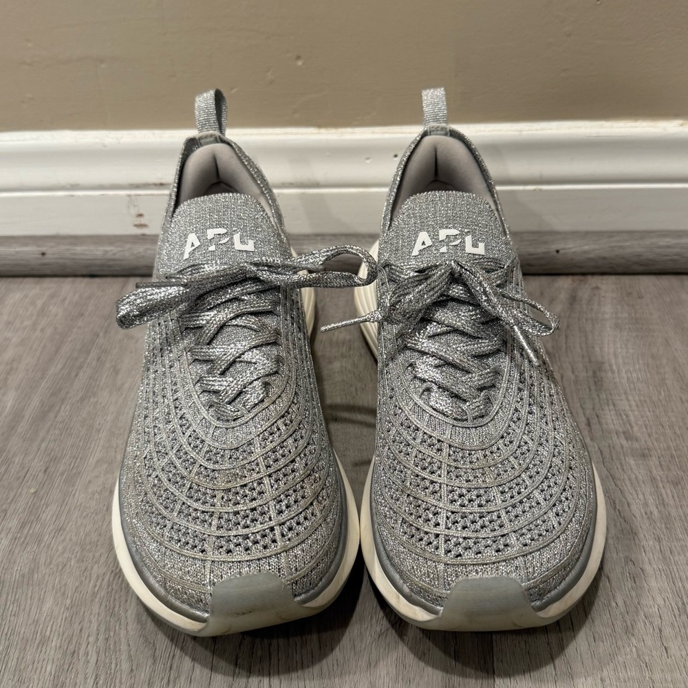 ❤️ APL Metallic Silver TechLoom Zipline Sneakers
